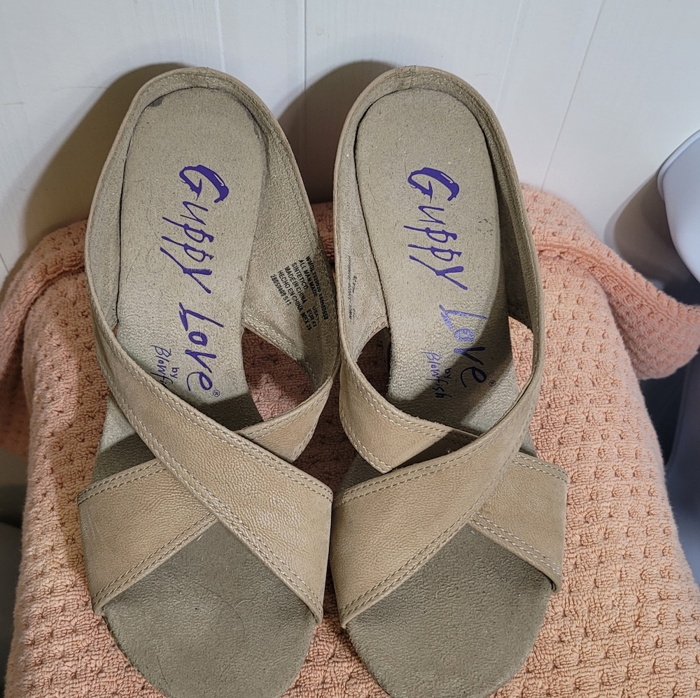 Wedges - Picture 3 of 9